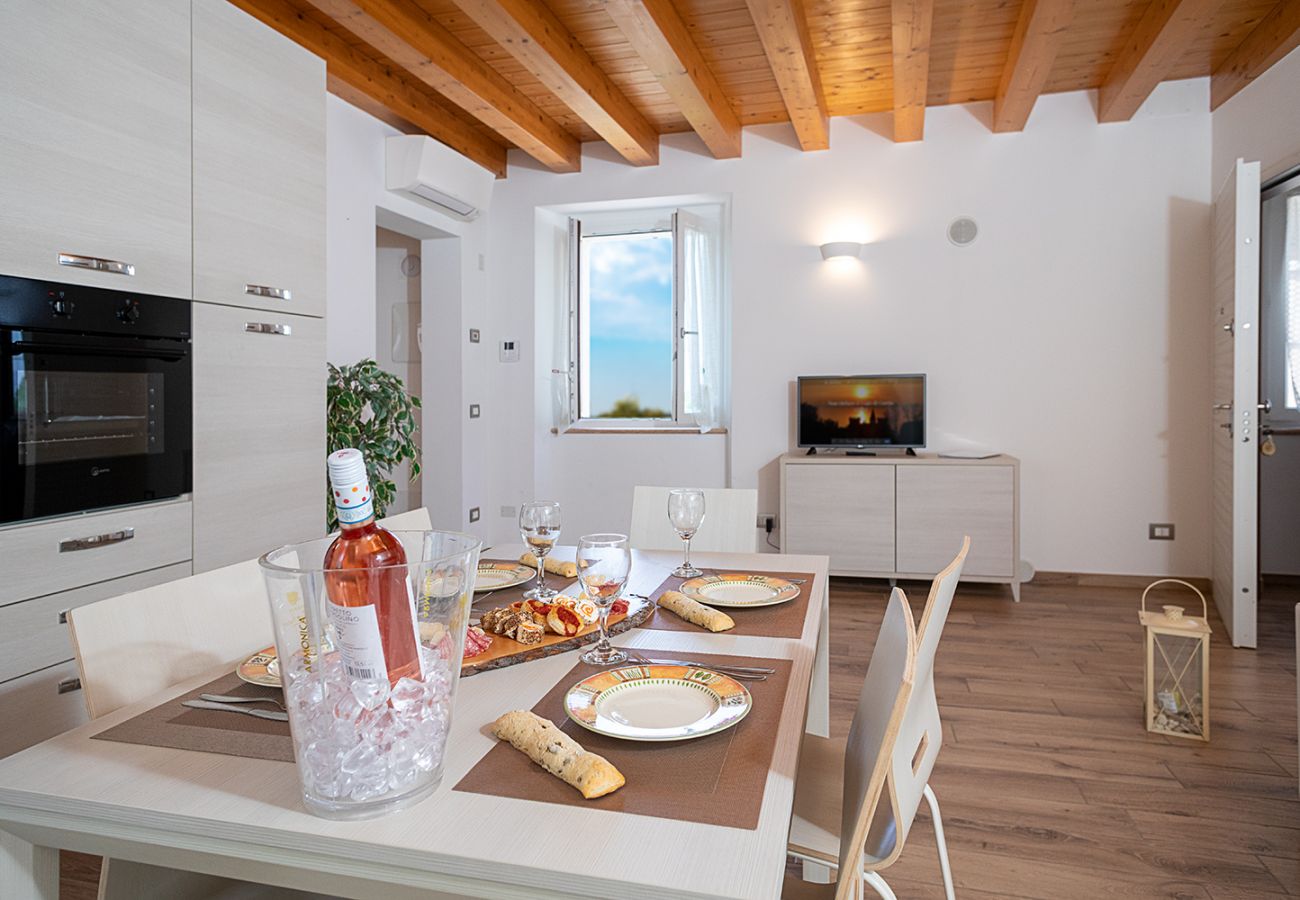 Ferienhaus in Bardolino - Regarda - romantisches  Rustico Casa Rossa 1 mit WLan, Klimaanlage