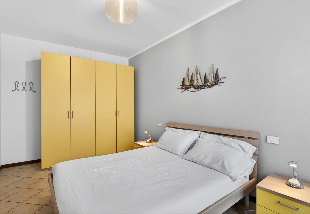 Ferienwohnung in Lazise - Regarda –Hübsche Wohnung Miralago in Lazise mit privat Garten, Pool, Hunde sind Herzlich wilkommen. 