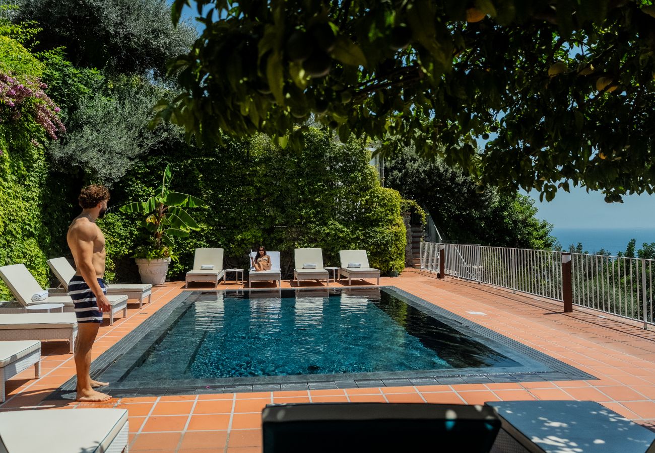 Villa in Amalfi - Villa Bijoux - Luxusvilla mit Meerblick