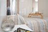 Ferienwohnung in Lazise - Regarda - Wohnung Blanco mit wunderschöner  Seeblick und Pool Ferienwohnung in Lazise - Regarda - Wohnung Blanco mit wunderschöner  Seeblick und Pool