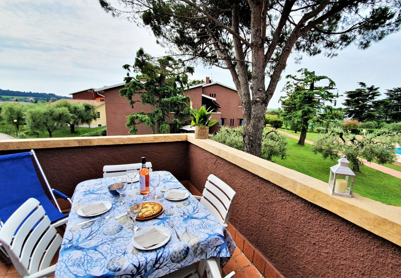 Ferienwohnung in Bardolino - Regarda - Blue View 2 mit Pool, Seeblick, Wlan, 2 Schlafzimmer ,ideal für Pärchen und Familien 