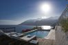 Villa in Maiori - Luxury Villa Vittoria- Villa mit Garten, Swimmingpool und Whirlpool mit Blick auf das Meer
