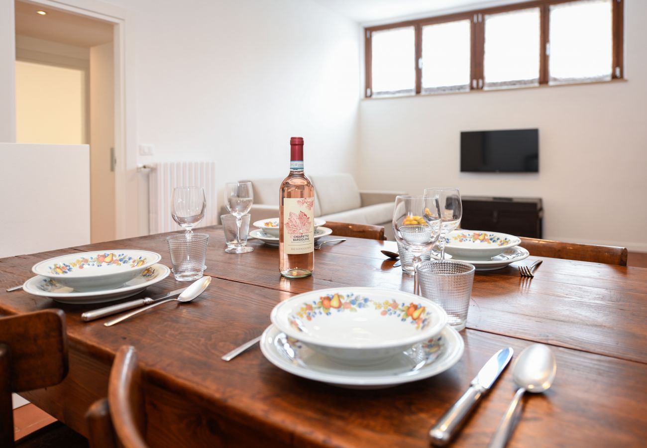 Ferienwohnung in Salò - Appartamento Isi