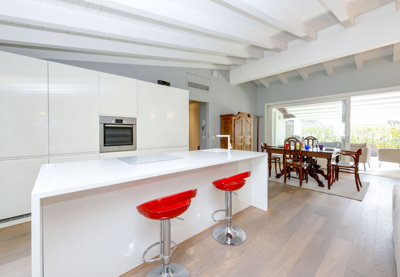 Ferienwohnung in Salò - Appartamento Rossi 2 