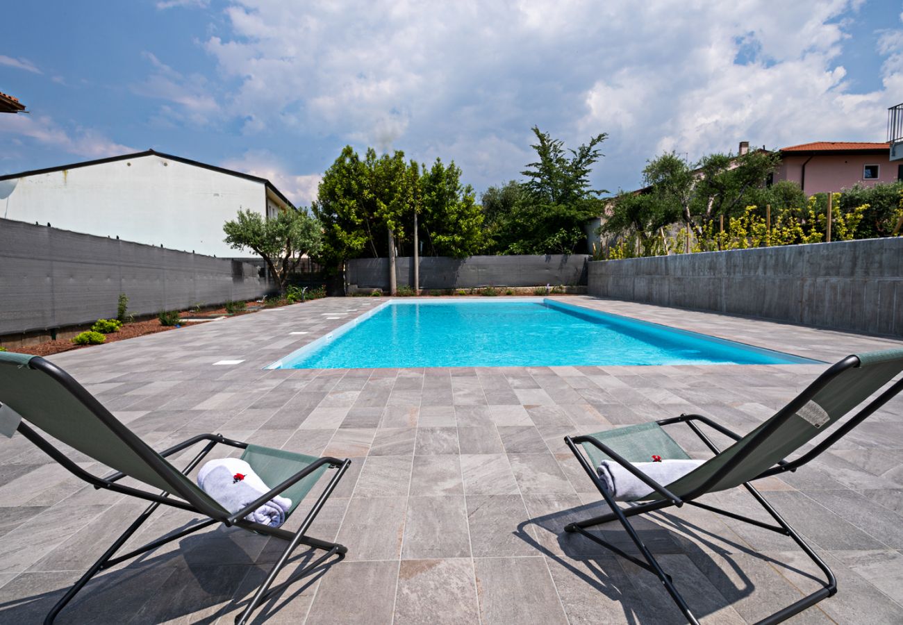 Ferienwohnung in Lazise - Regarda - Casa Erika mit grosser Terrasse, Pool, WLan