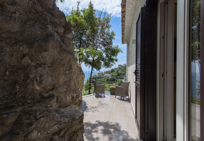 Villa in Amalfi - Villa Donna Rachele – Whirlpool mit Meerblick und kostenloser Parkplatz