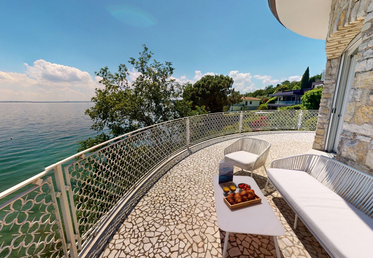 Villa in Manerba del Garda - Villa Flora 