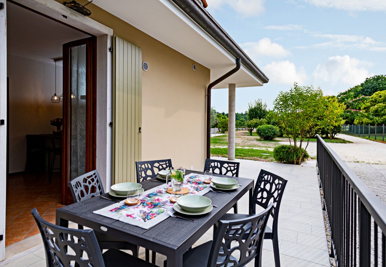 Villa in Costermano - Villa Ida für 12 Personen mit Stil und Liebe eingerichtet,mit privat Pool und Garten