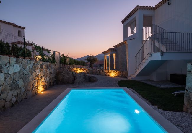  in Budoni - Bellevue 36B by Klodge – Wohnung mit privatem Pool, viel Grün und Aussicht