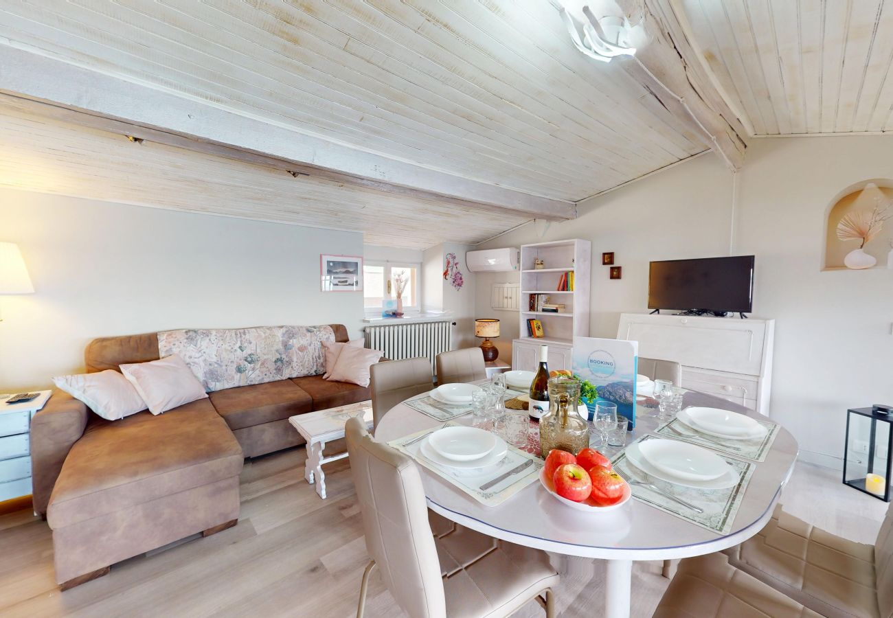 Ferienwohnung in Salò - Casale Massina