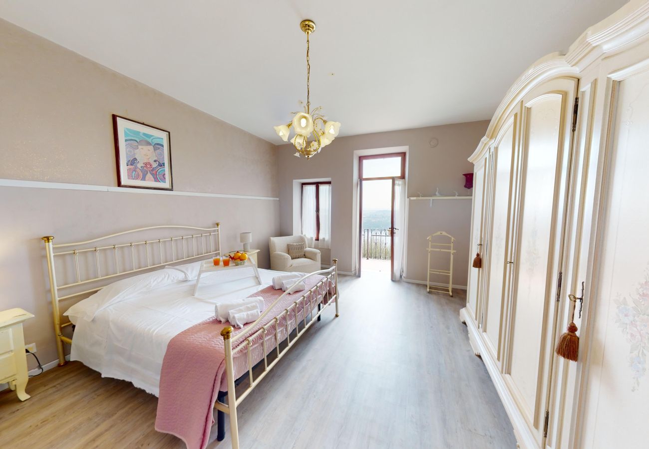 Ferienwohnung in Salò - Casa Massina Trilo