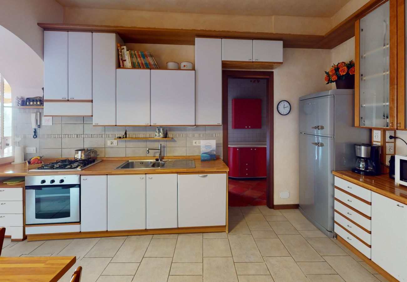 Ferienwohnung in Salò - Casale massina piano terra