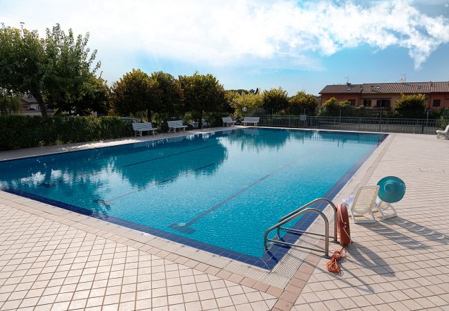 Ferienwohnung in Lazise - Regarda - Apartment Markus mit Pool, Wlan, Garten, Tennis