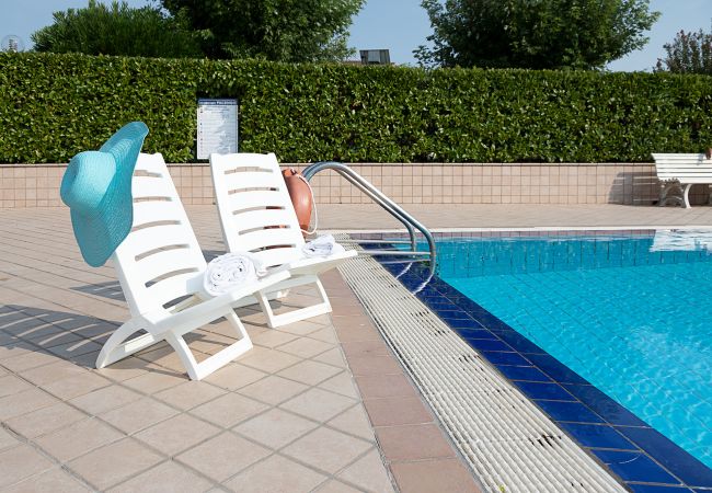 Ferienwohnung in Lazise - Regarda - Apartment Markus mit Pool, Wlan, Garten, Tennis