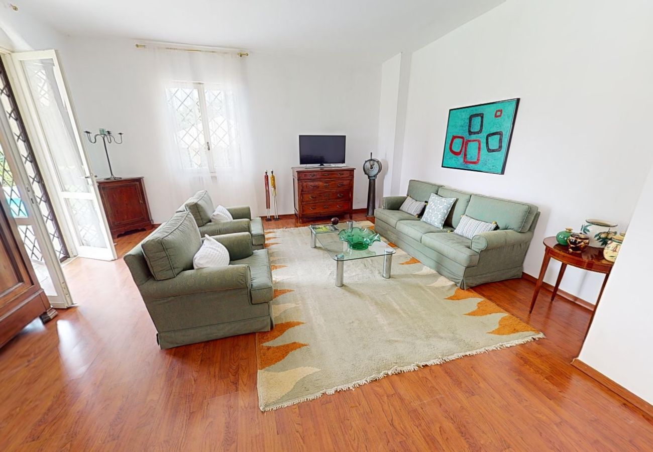 Villa in Salò - Villa Oleandri mit Pool-BGL