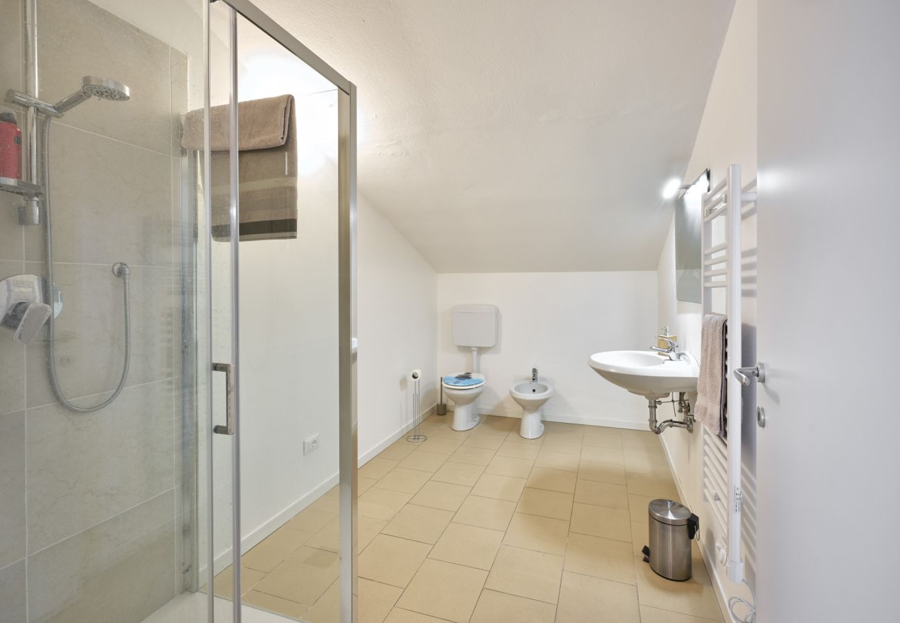 Ferienwohnung in Lazise - Regarda -Lisa Marie Wohnung mit Pool und Tennis