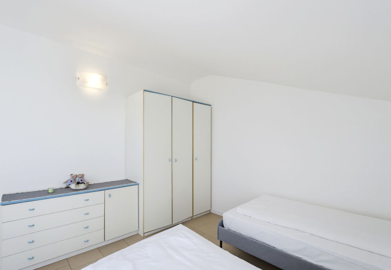 Ferienwohnung in Lazise - Regarda -Lisa Marie Wohnung mit Pool und Tennis