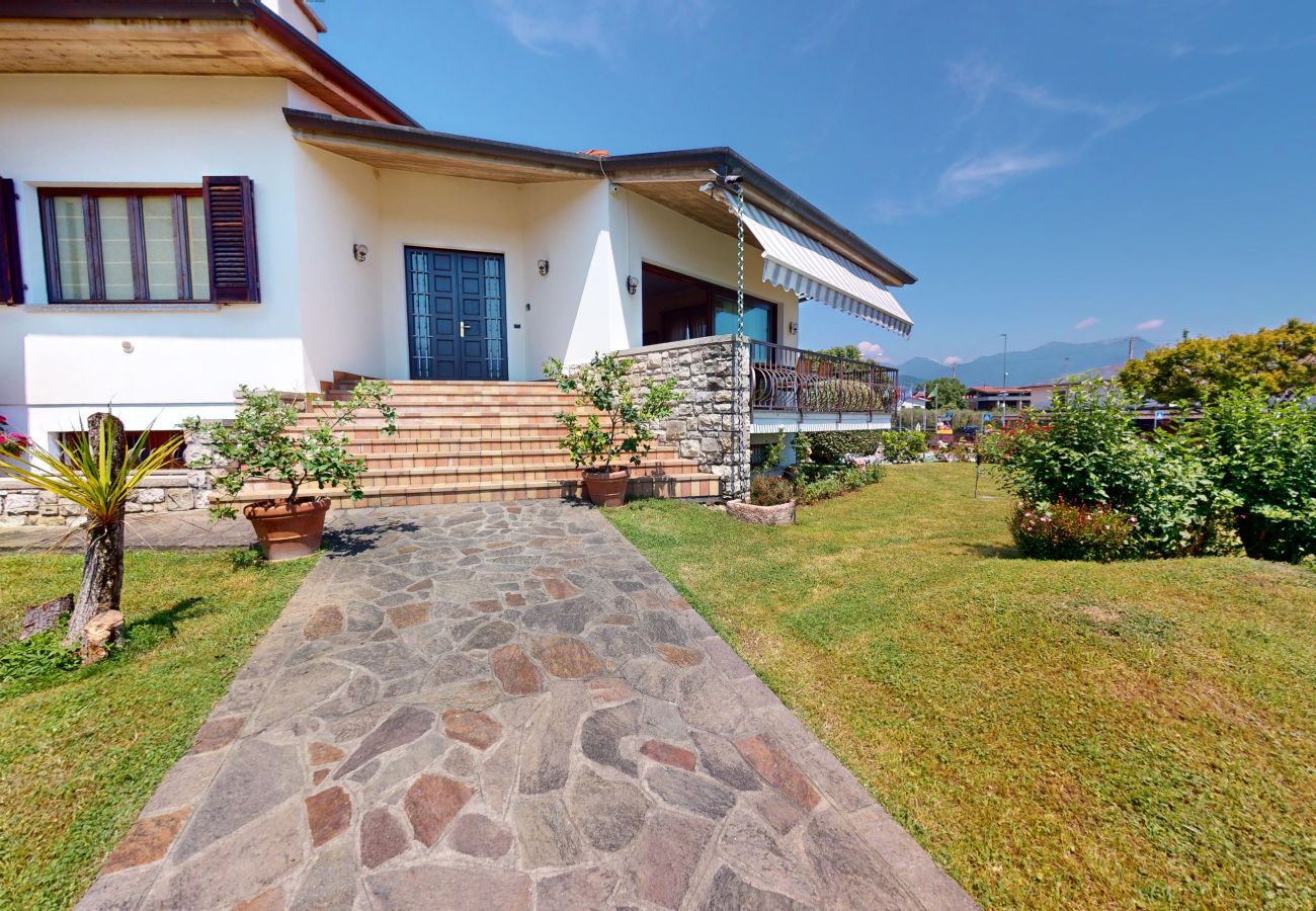 Villa in Puegnago sul Garda - VILLA FIORITA