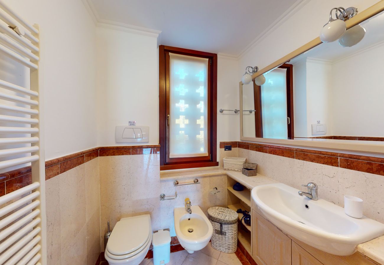 Ferienwohnung in Padenghe sul Garda - Garda Pleasure By Bookinggardalake