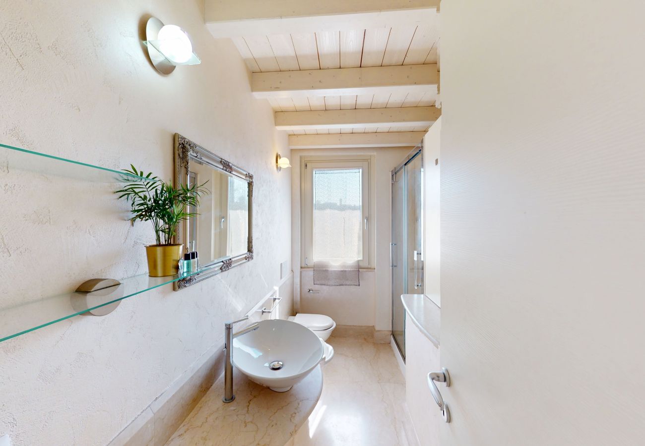 Villa in Manerba del Garda - Villa Dolcevita