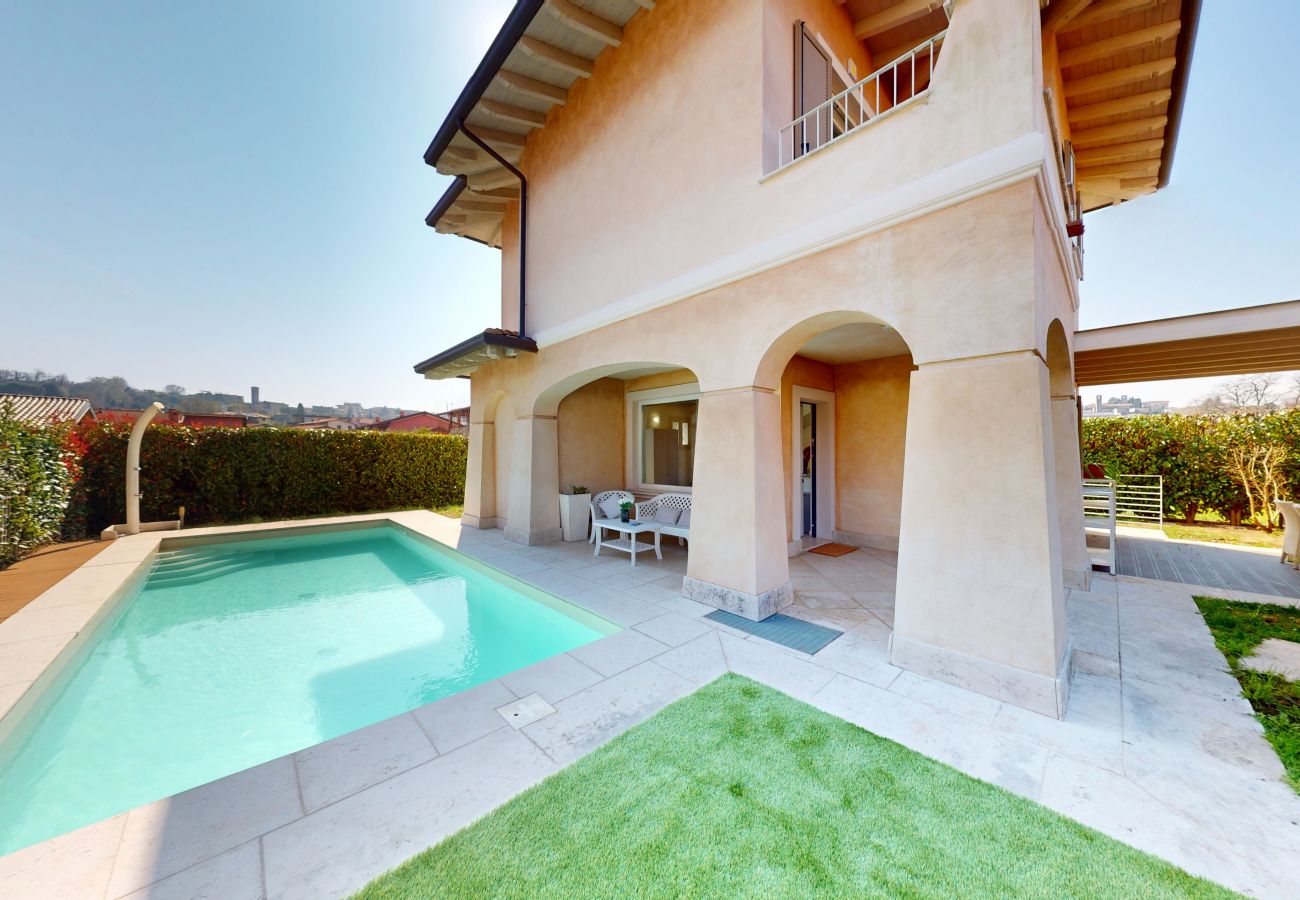 Villa in Manerba del Garda - Villa Dolcevita