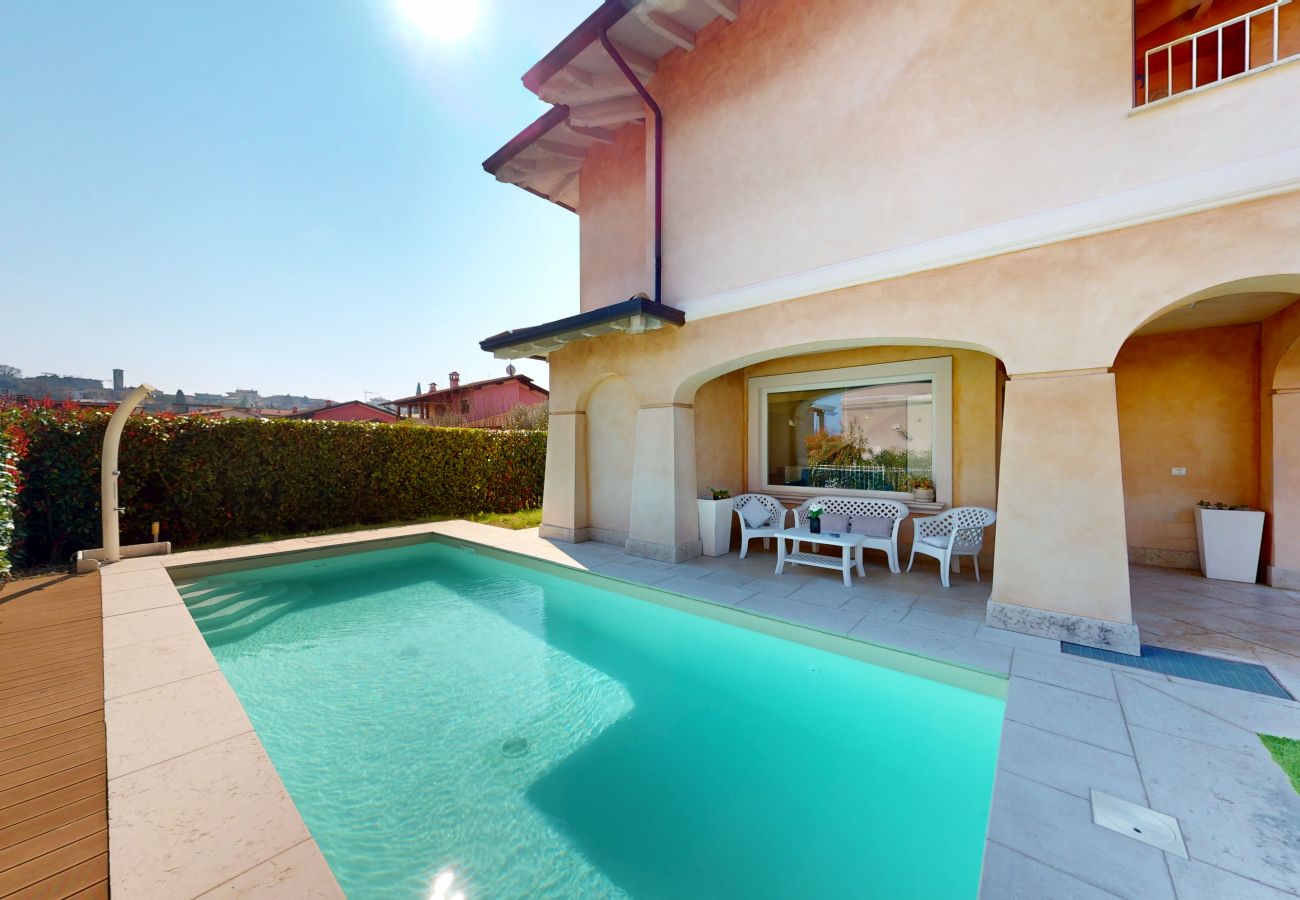 Villa in Manerba del Garda - Villa Dolcevita