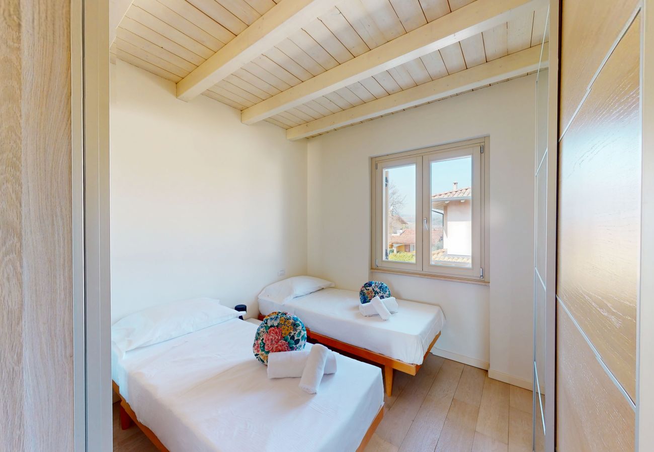 Villa in Manerba del Garda - Villa Dolcevita