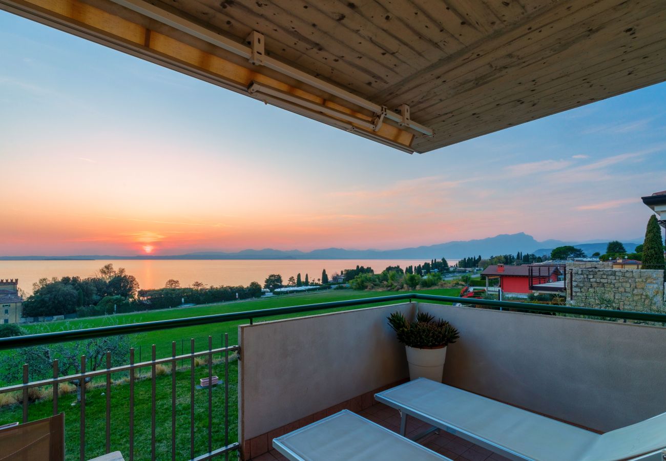 Ferienwohnung in Lazise - Regarda - Sogno View Wohnung mit Pool und Seeblick