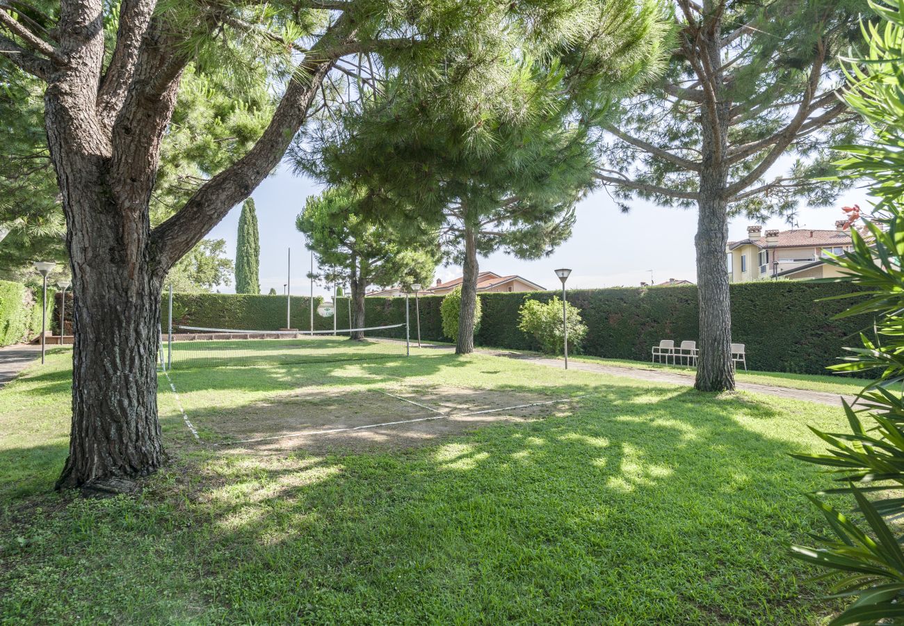 Ferienwohnung in Lazise - Regarda - Apple Apartment mit Pool und Carport