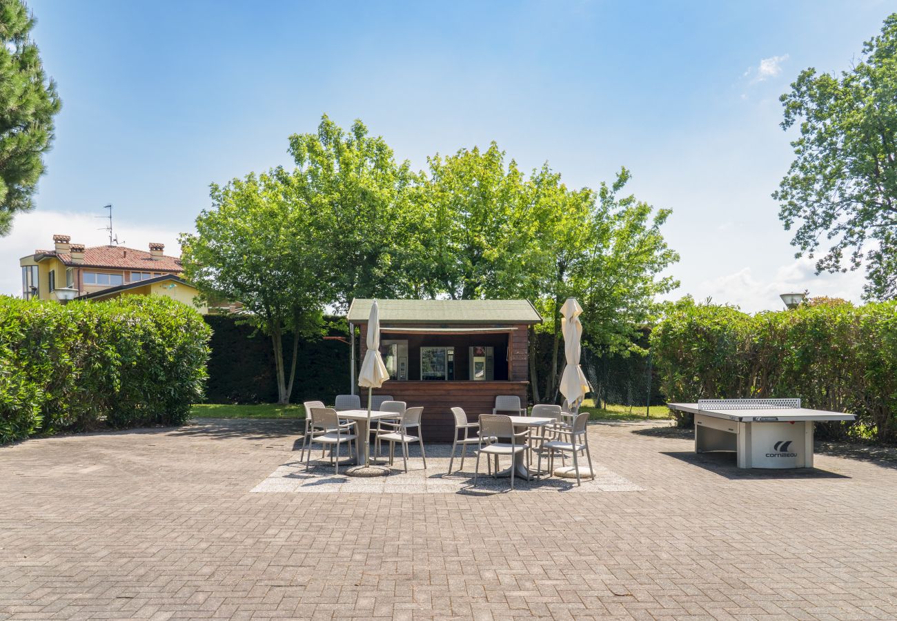 Ferienwohnung in Lazise - Regarda - Apple Apartment mit Pool und Carport