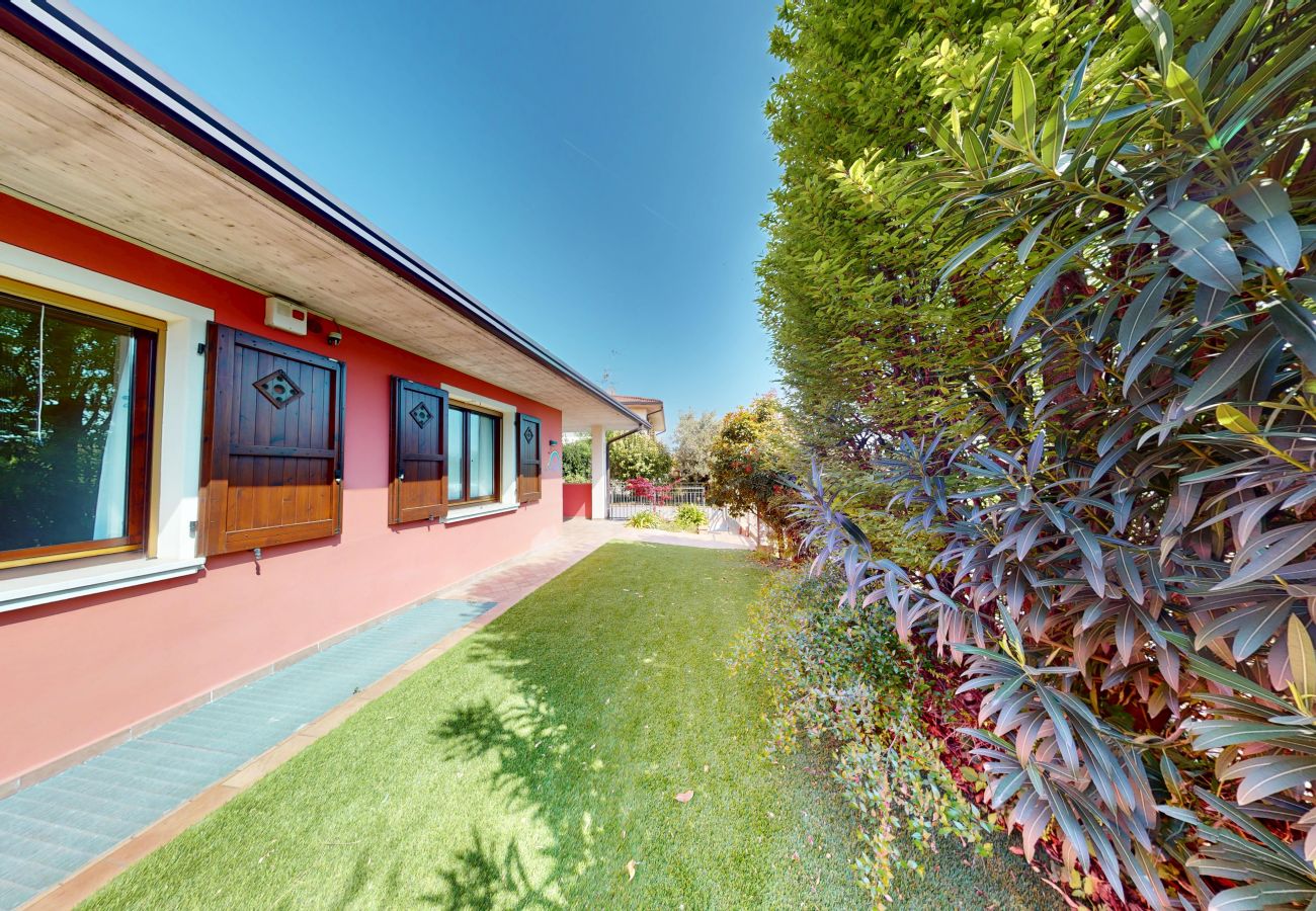 Villa in Manerba del Garda - casa arcoiris
