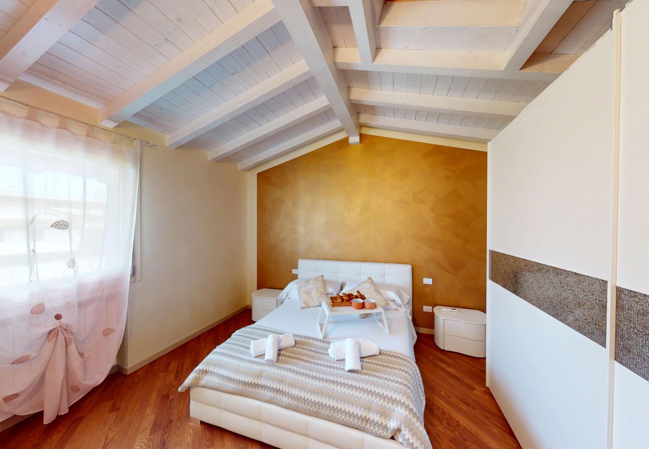 Chalet in Manerba del Garda - Maison Belvedere
