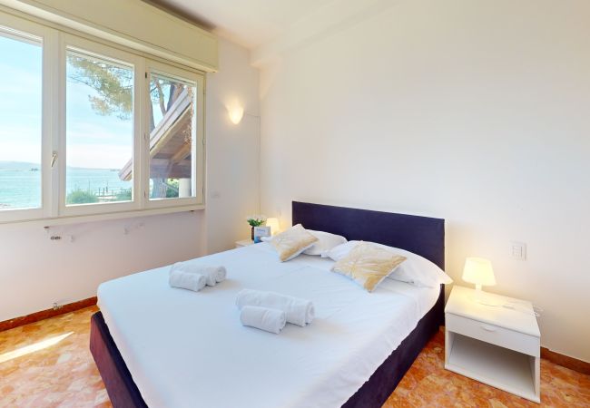 Villa in Manerba del Garda - Villa 7 Bello By Booking Garda Lake