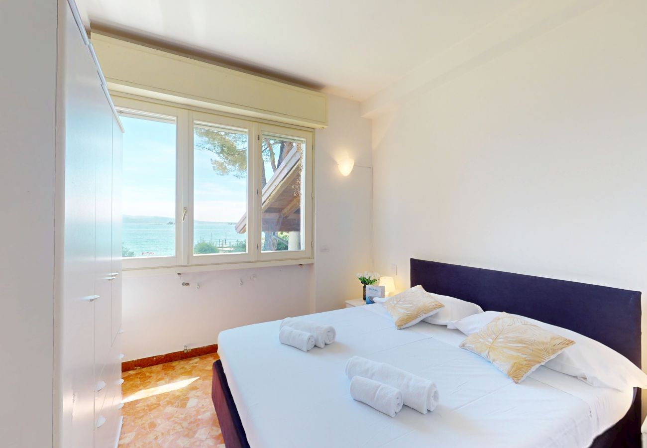 Villa in Manerba del Garda - Villa 7 Bello By Booking Garda Lake