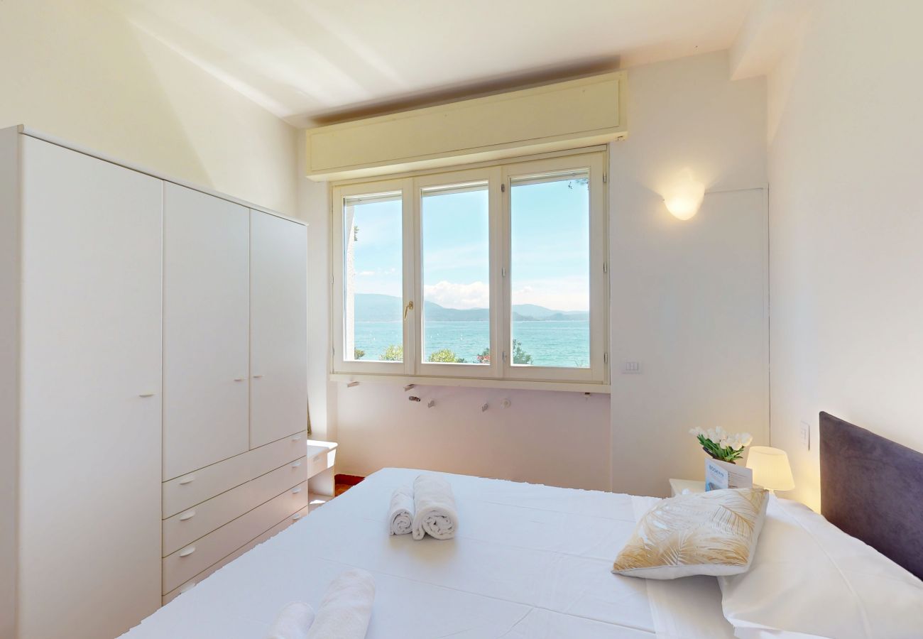 Villa in Manerba del Garda - Villa 7 Bello By Booking Garda Lake