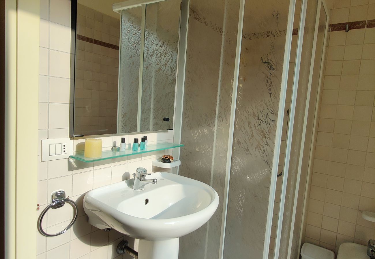 Villa in Manerba del Garda - Villa 7 Bello By Booking Garda Lake