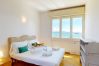 Villa in Manerba del Garda - Villa am Strand 7 Bello By Booking Garda Lake