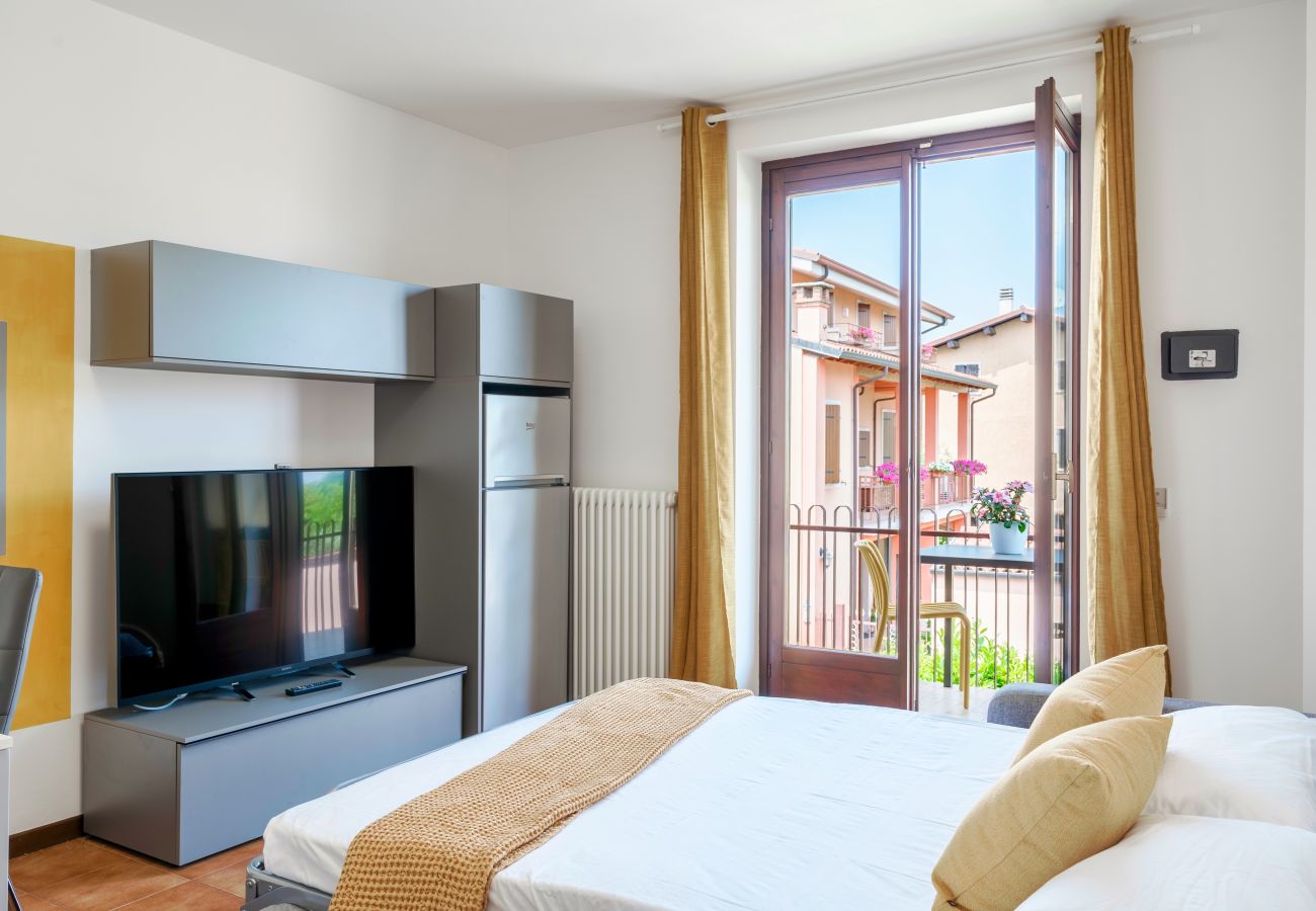 Ferienwohnung in Lazise - Regarda - The Sun renovierte Wohnung mit Pool