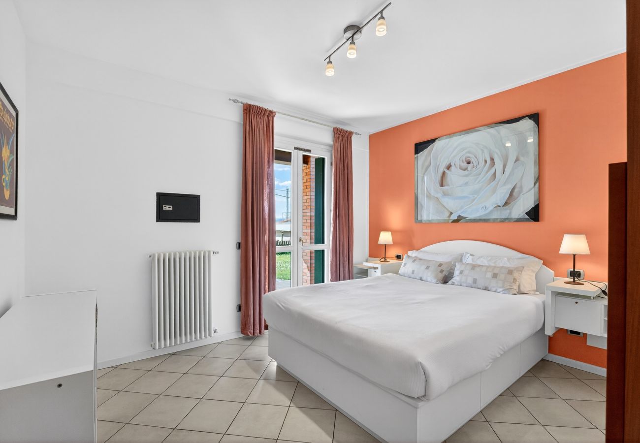 Ferienwohnung in Lazise - Regarda -  Costa del Sole 2 barrierefreie Wohnung mit Garten und Pool