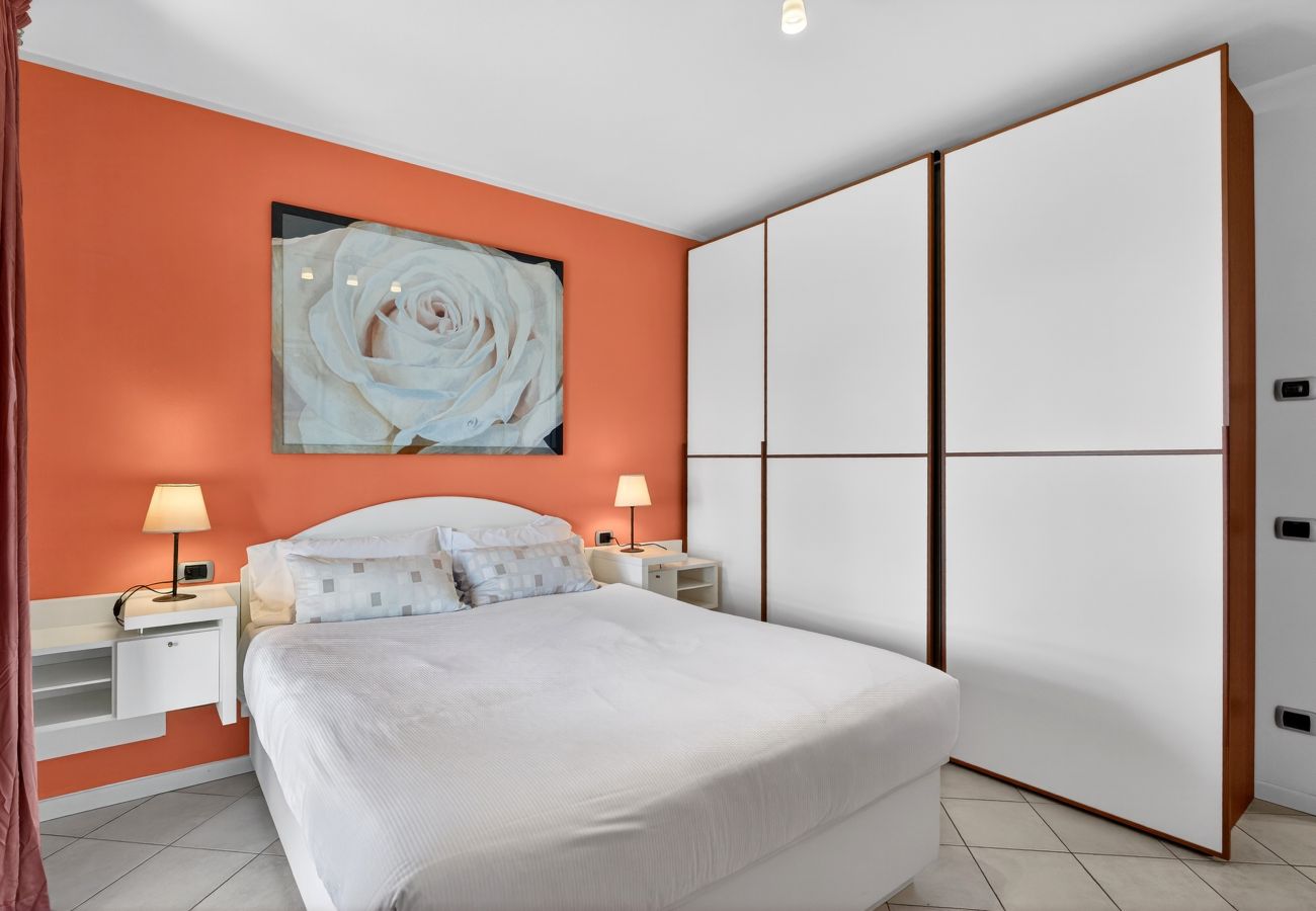 Ferienwohnung in Lazise - Regarda -  Costa del Sole 2 barrierefreie Wohnung mit Garten und Pool