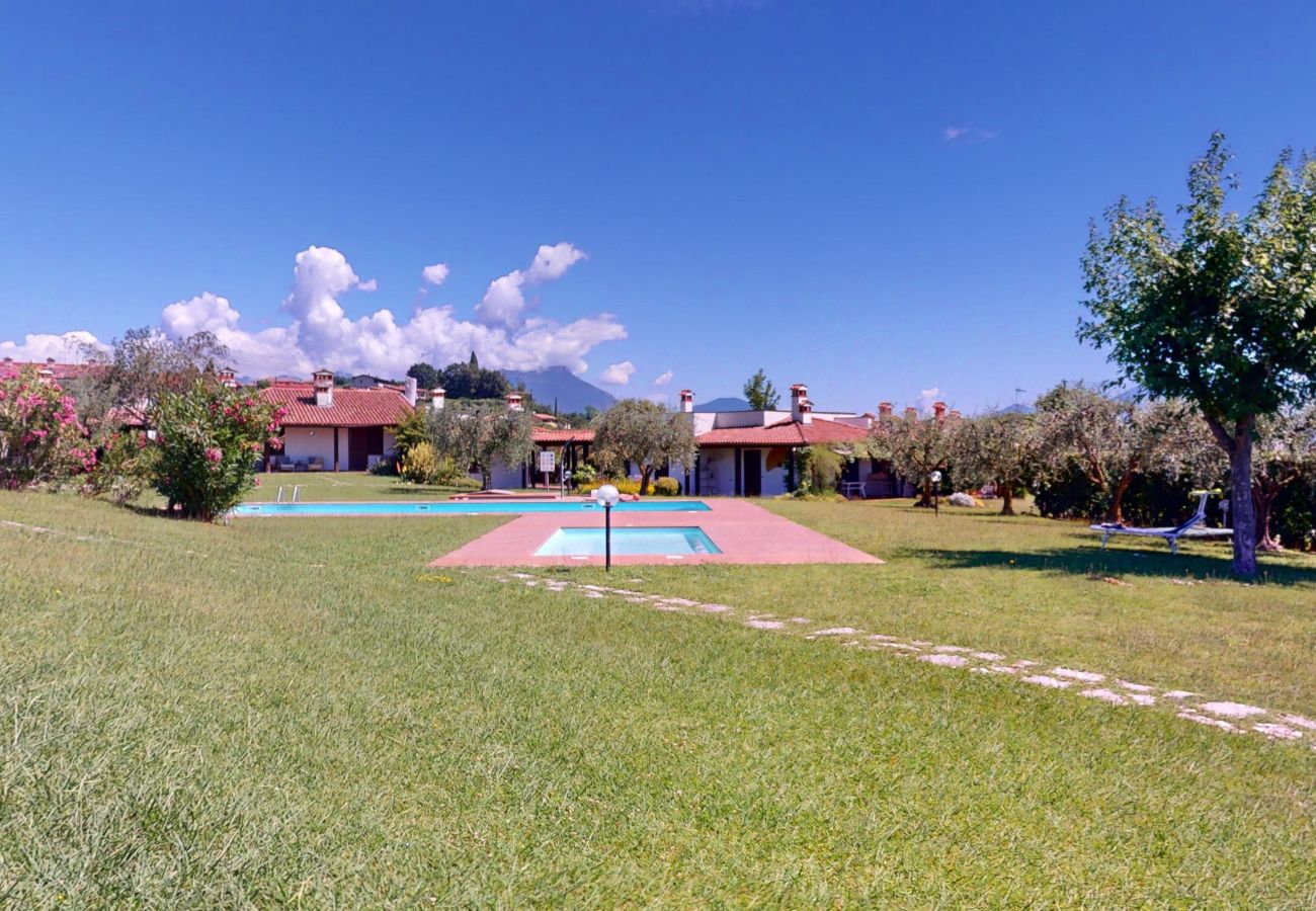 Chalet in Soiano del Lago - HARMONIA COTTAGE