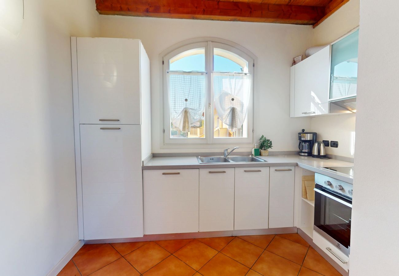 Ferienwohnung in Manerba del Garda - Borgo del Torchio C8