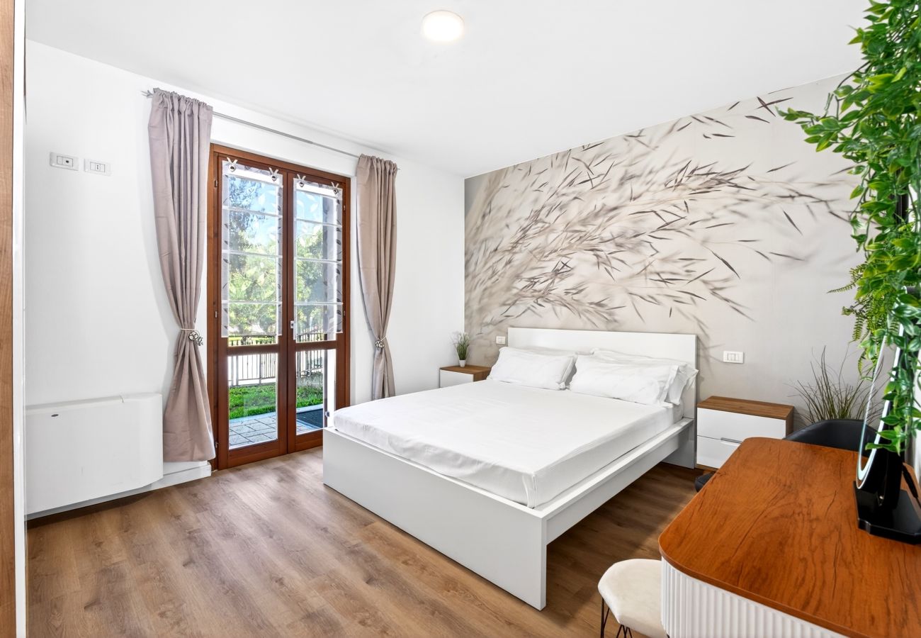 Ferienwohnung in Lazise - Regarda - Wohnung Elvira with Pool neben Zentrum