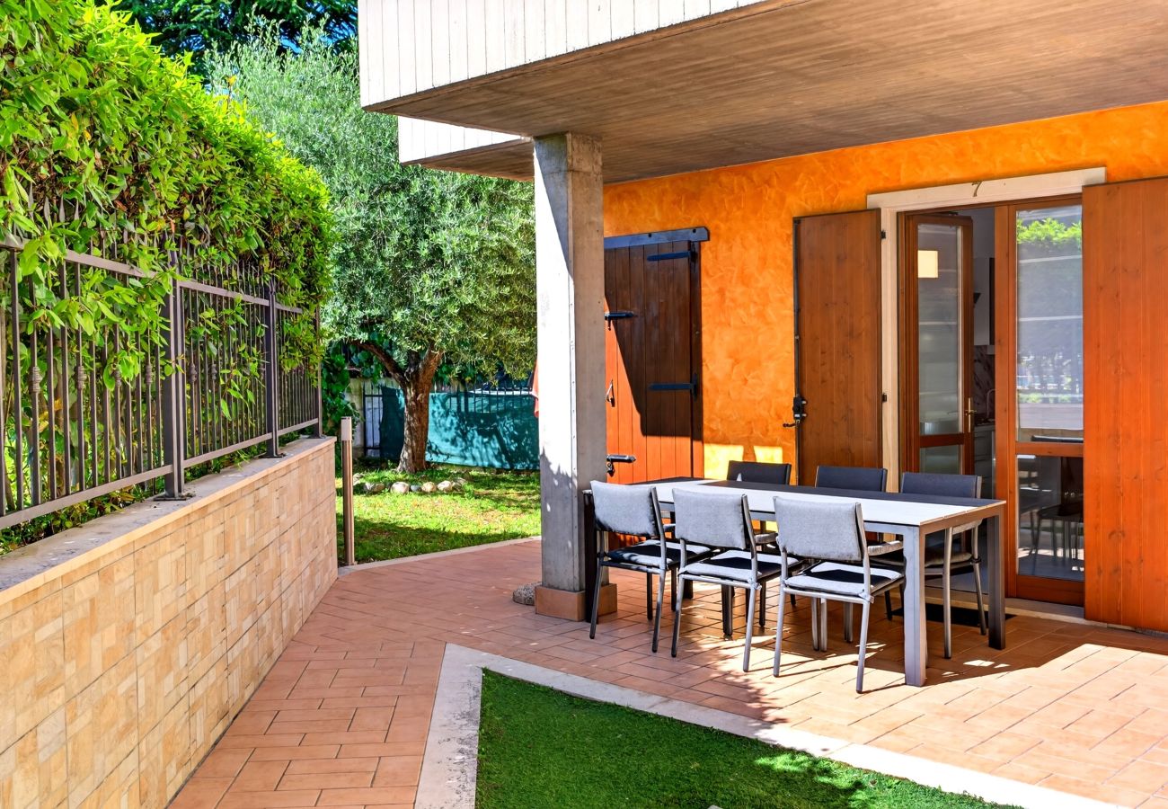 Ferienwohnung in Lazise - Regarda - Wohnung Elvira with Pool neben Zentrum