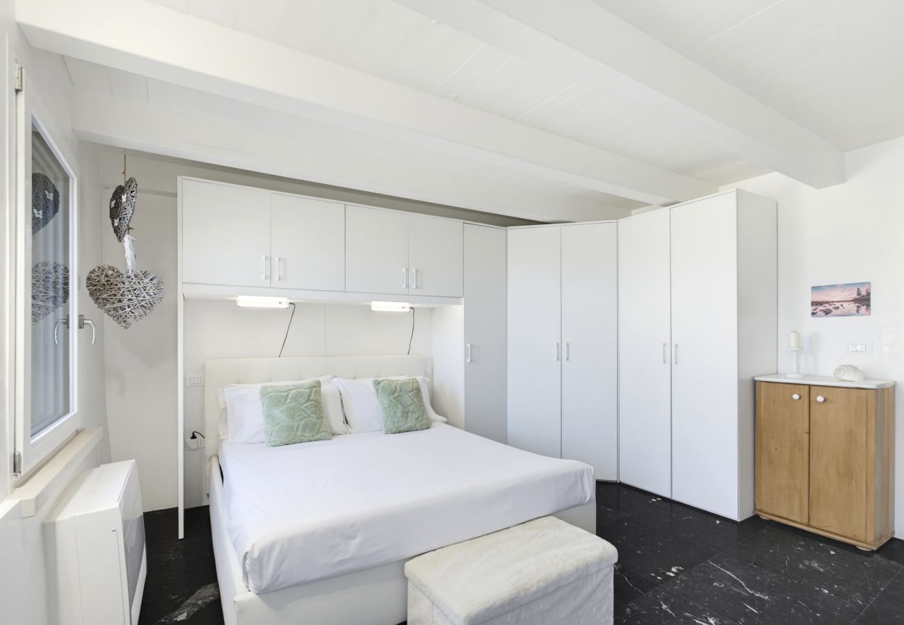 Ferienwohnung in Lazise - Regarda - The romantic place, Wohnung mit Pool