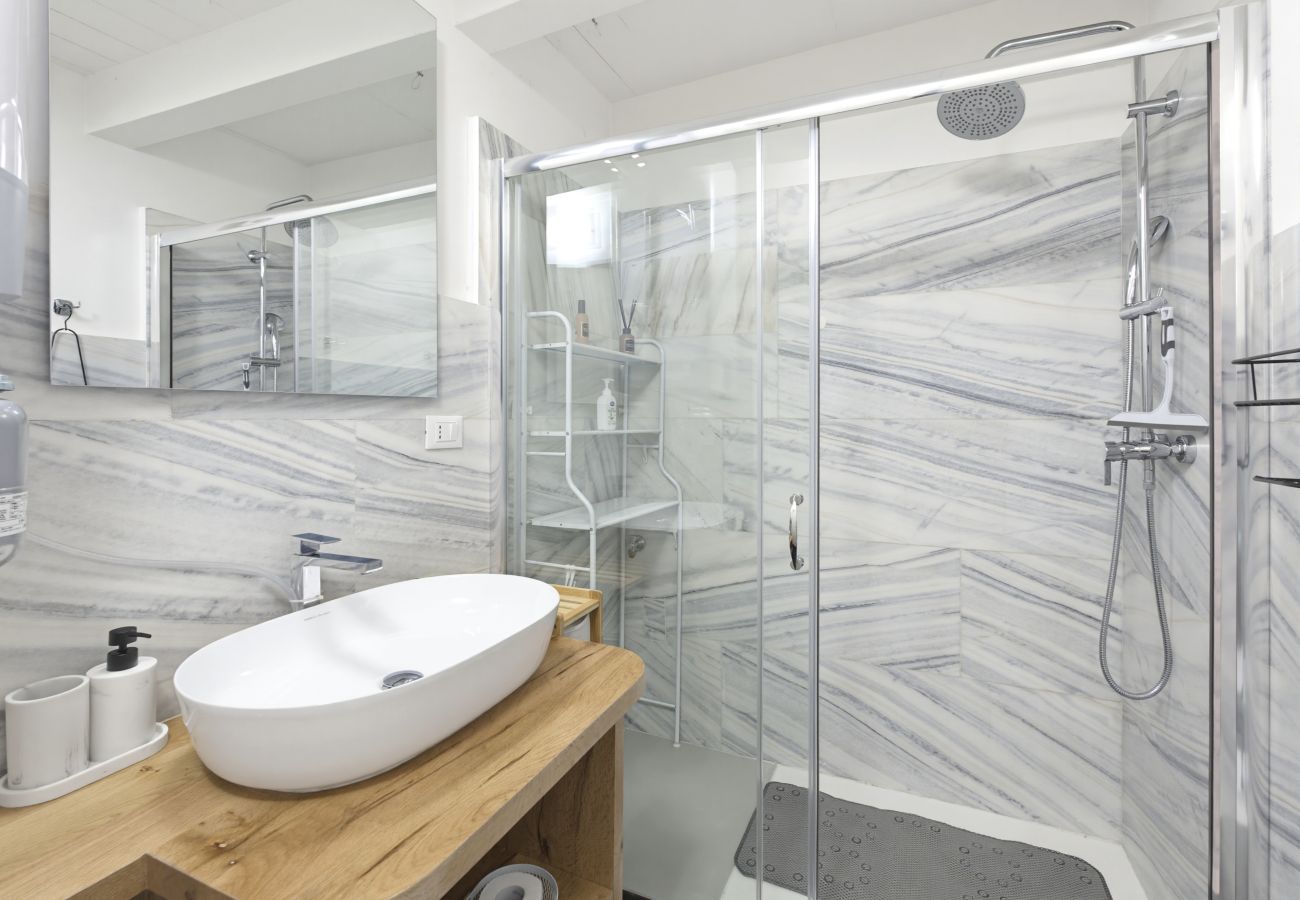 Ferienwohnung in Lazise - Regarda - The romantic place, Wohnung mit Pool