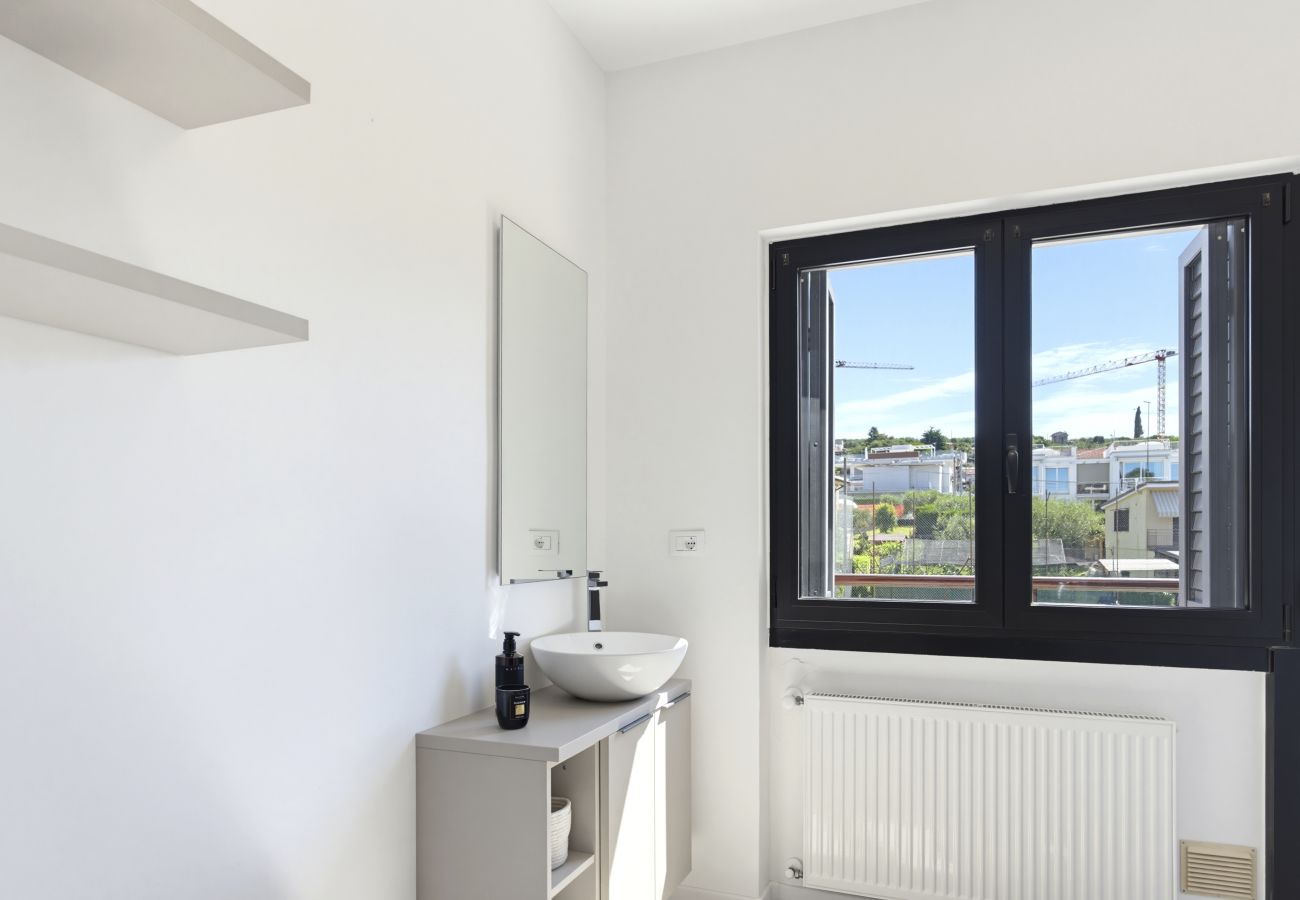 Ferienwohnung in Bardolino - Regarda - Basiliko Sport Wohnung mit Tennis und Pool