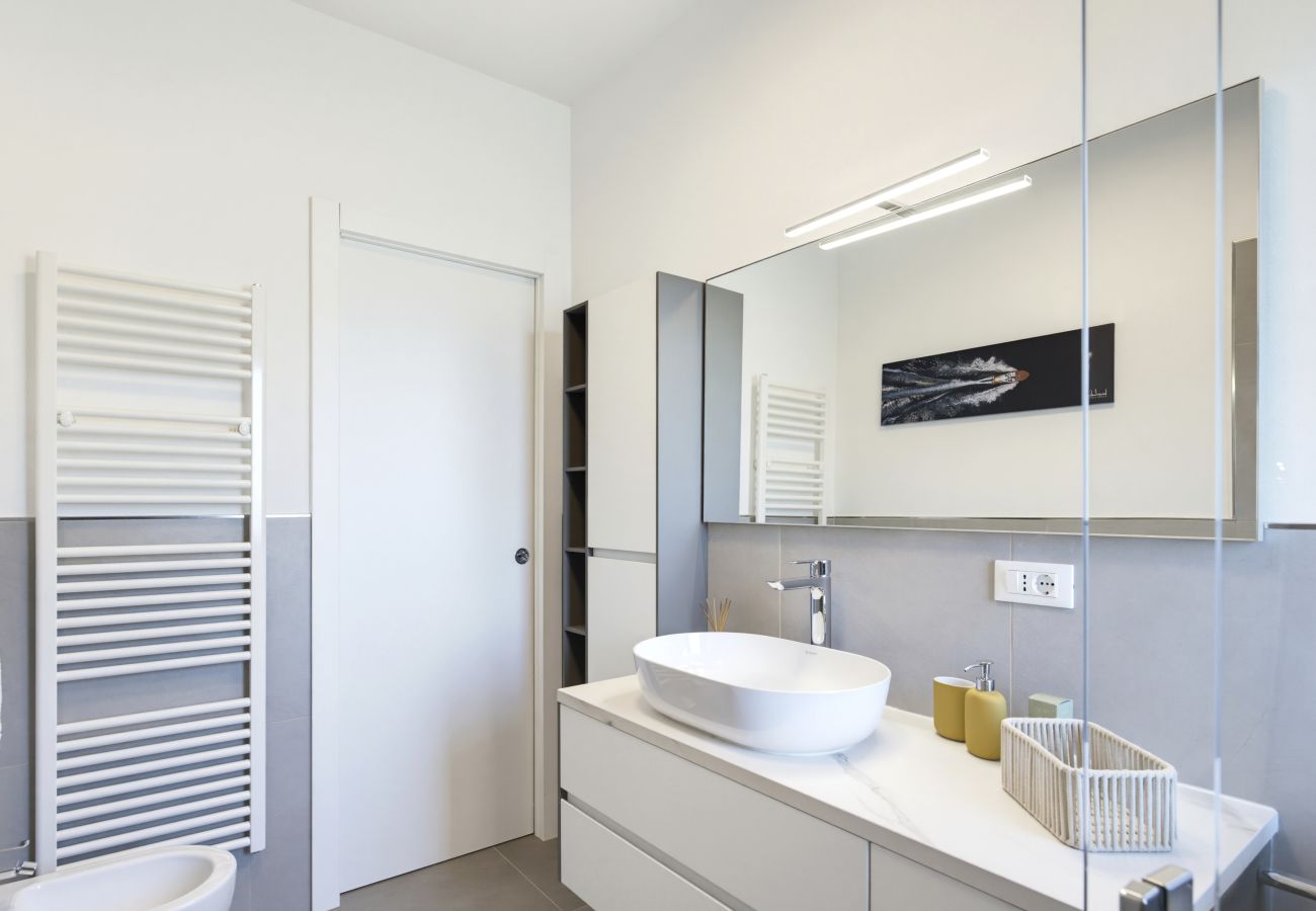 Ferienwohnung in Bardolino - Regarda - Basiliko Sport Wohnung mit Tennis und Pool