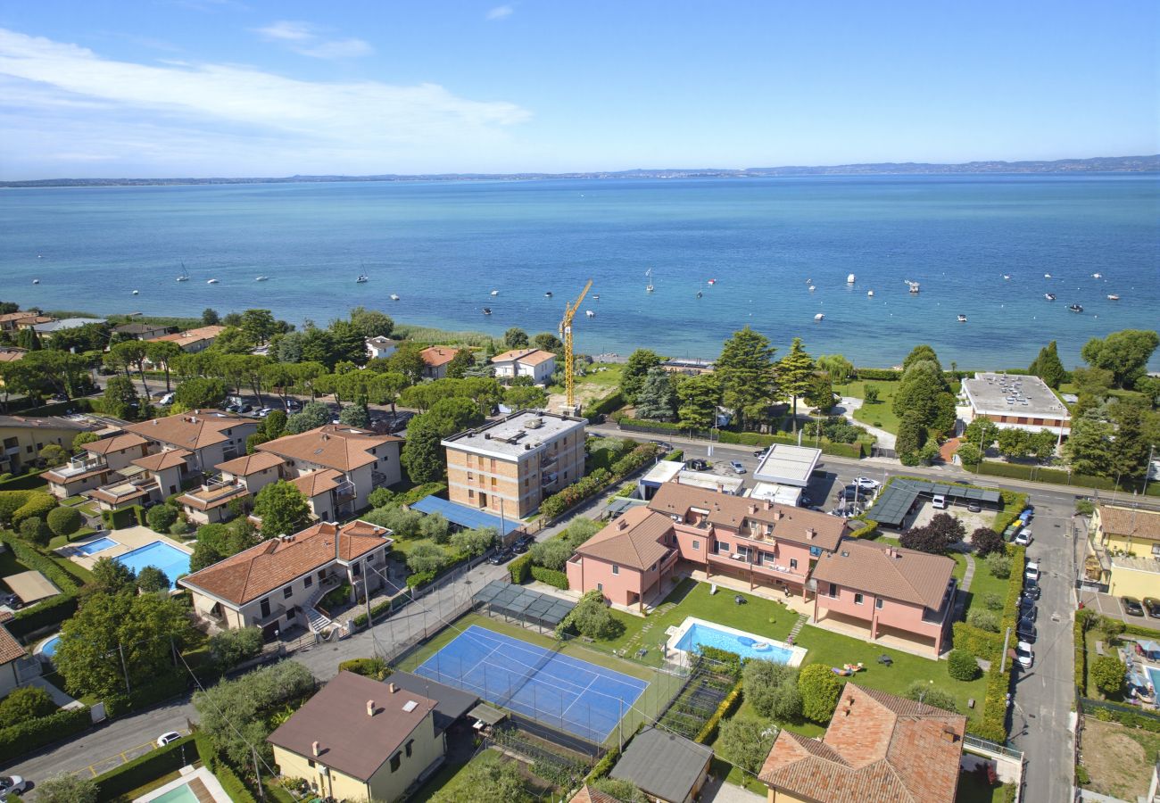 Ferienwohnung in Bardolino - Regarda - Basiliko Sport Wohnung mit Tennis und Pool