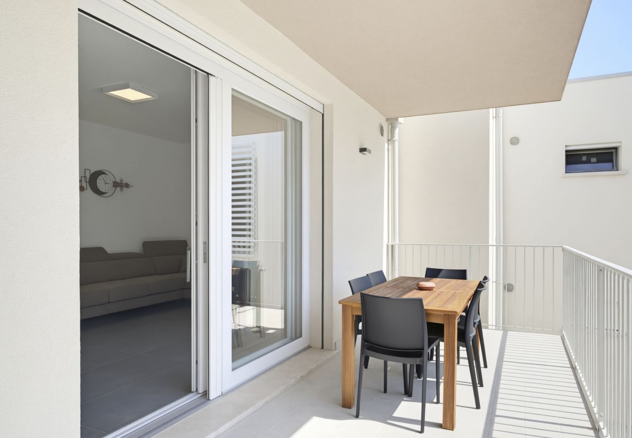 Ferienwohnung in Peschiera del Garda - Regarda - Golf Breeze Apartment mit Pool